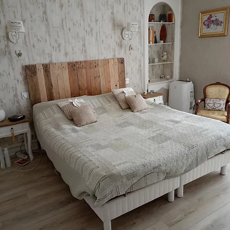 Maison Situee En Centre * Λε Μανς