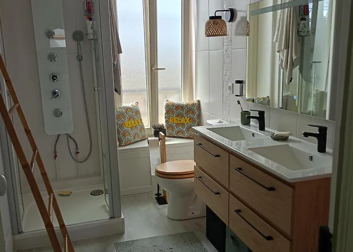 Maison Situee En Centre